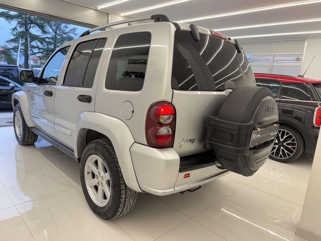 Jeep Cherokee 2.8 CRD Limited automatica