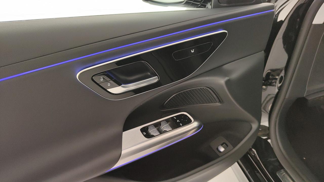 Mercedes-Benz E SW 220 d Advanced auto