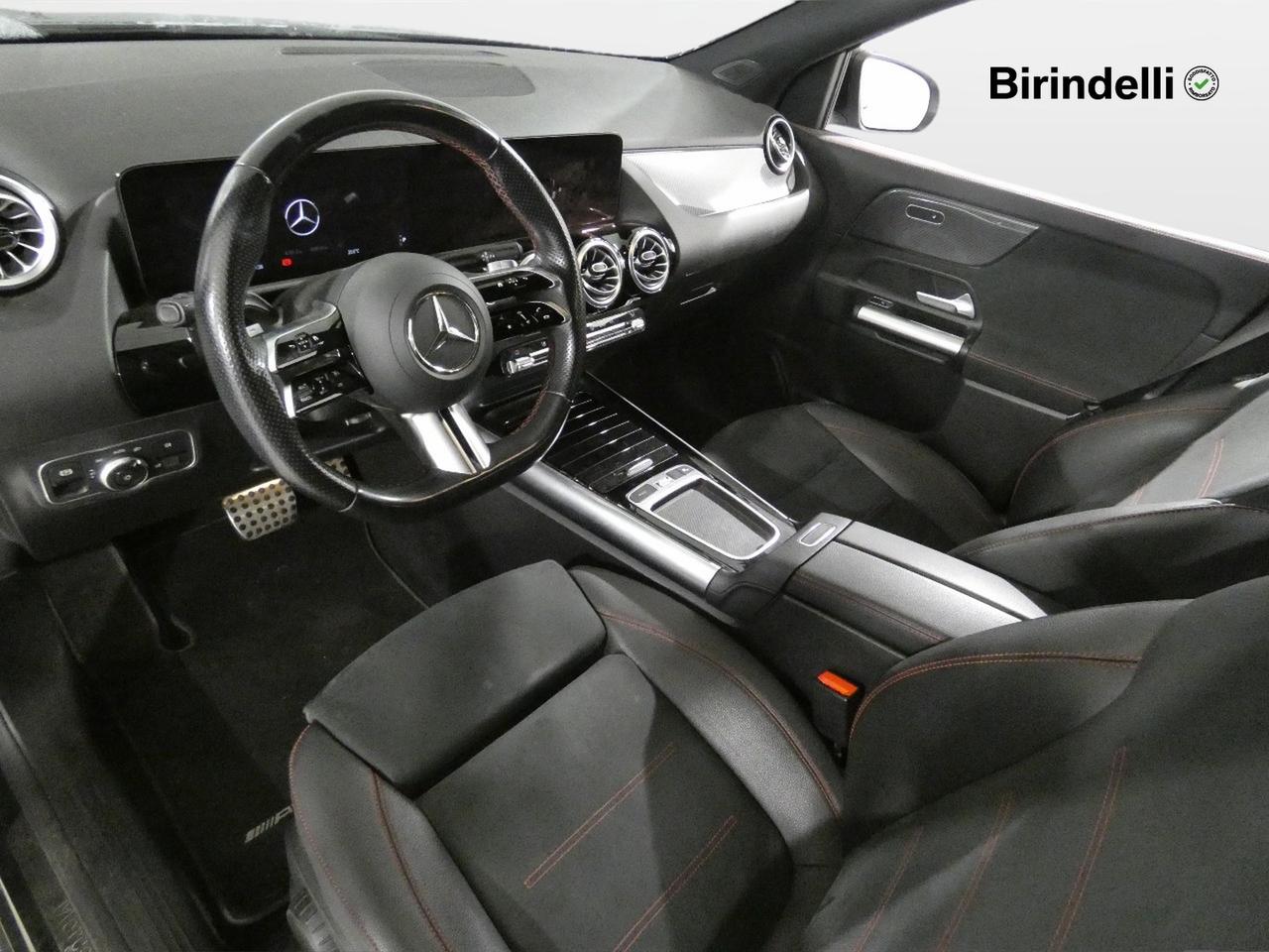 Mercedes-Benz GLA (H247) - GLA 200 d Automatic AMG Line Premium