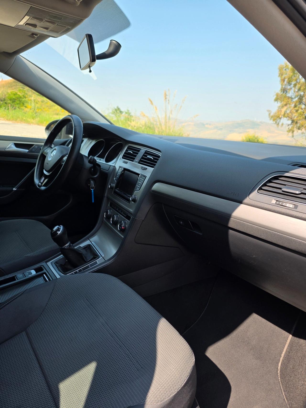 Volkswagen Golf 1.6 TDI 5p. Highline BlueMotion Technology