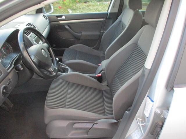 Volkswagen Golf 2.0 16V FSI 4mot. 5p. GT Sport
