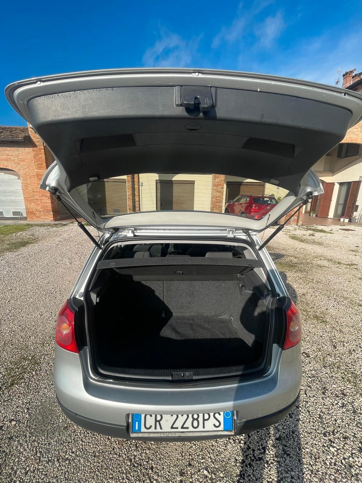 Volkswagen Golf 2.0 16V TDI 5p. Sportline