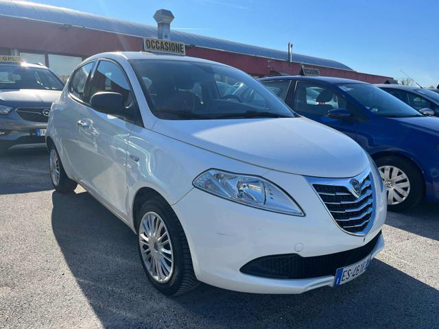 LANCIA Ypsilon 1.2 69 CV 5 porte Silver