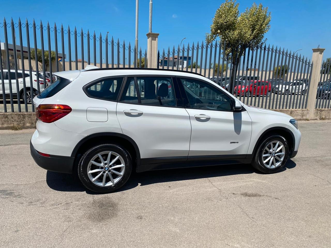 Bmw X1 sDrive18d Business ANNO 2017