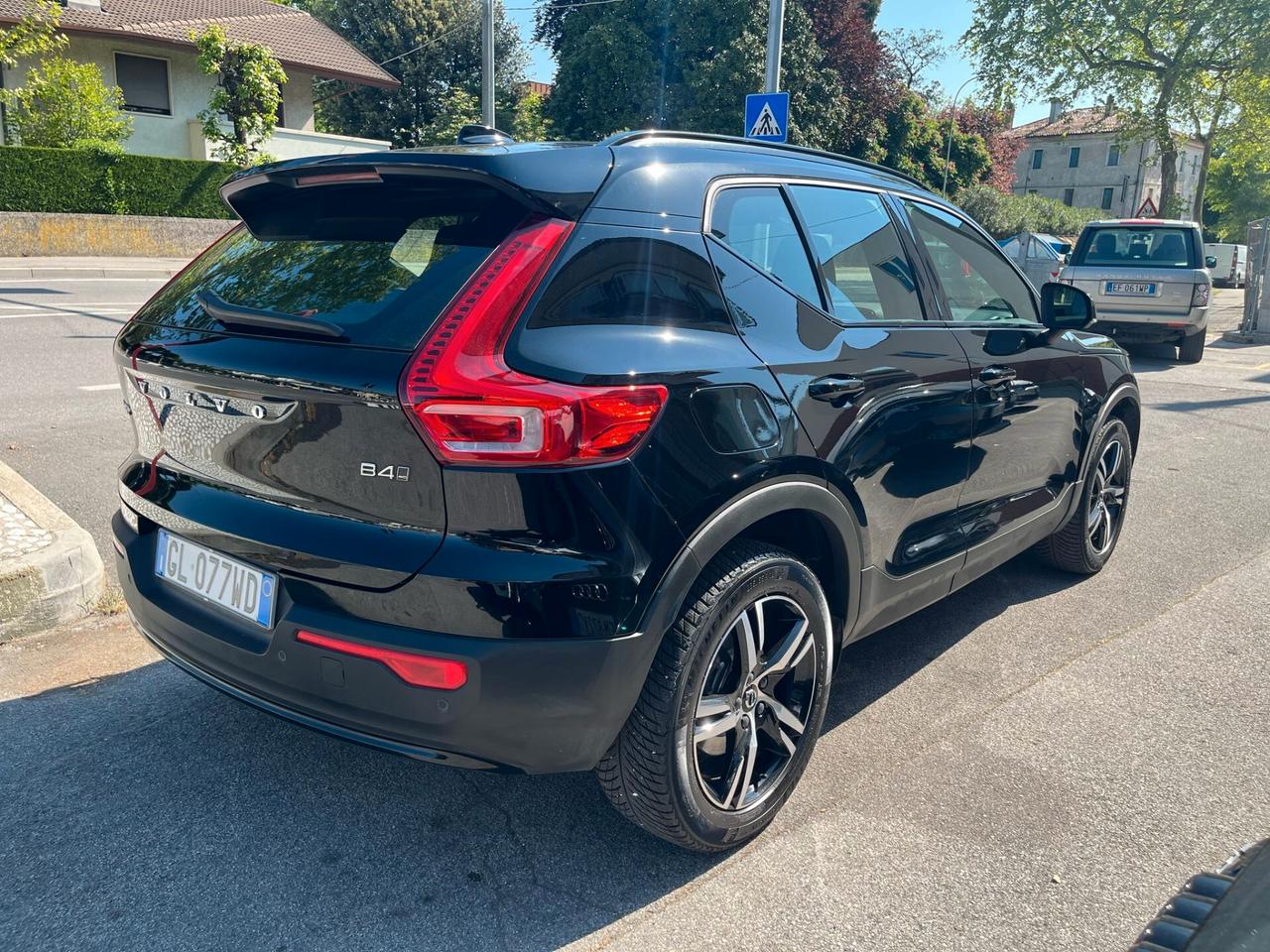 Volvo XC40 B4 AWD automatico Ultimate Dark