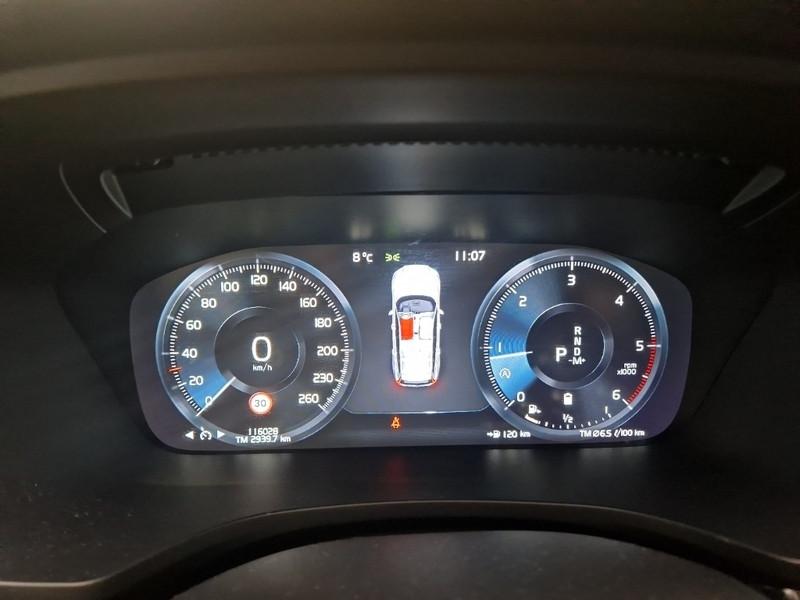 VOLVO V60 B4 D autom. Momentum Business Pro WAGON