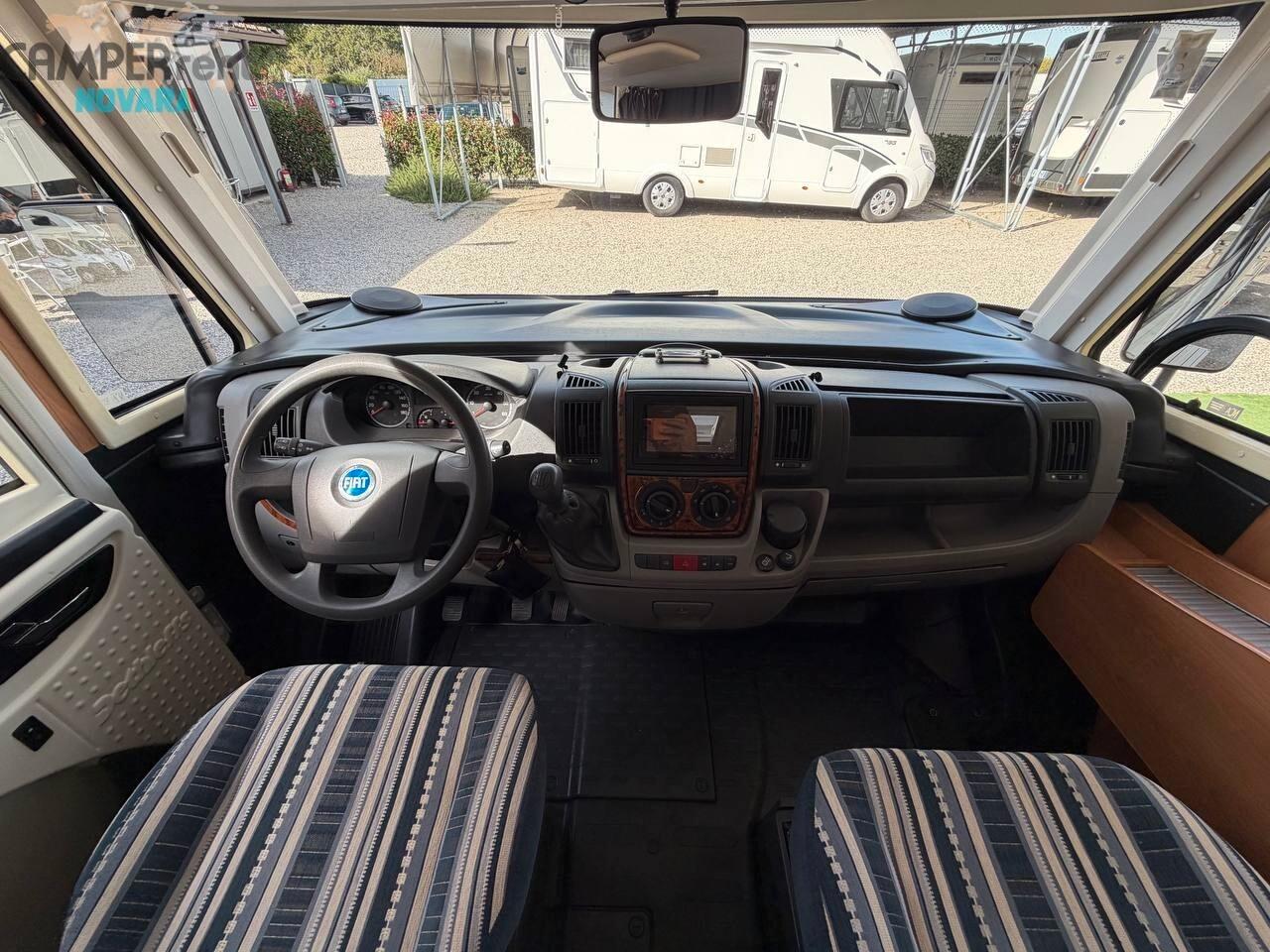 Dethleffs GLOBEBUS INTEGRAL I003