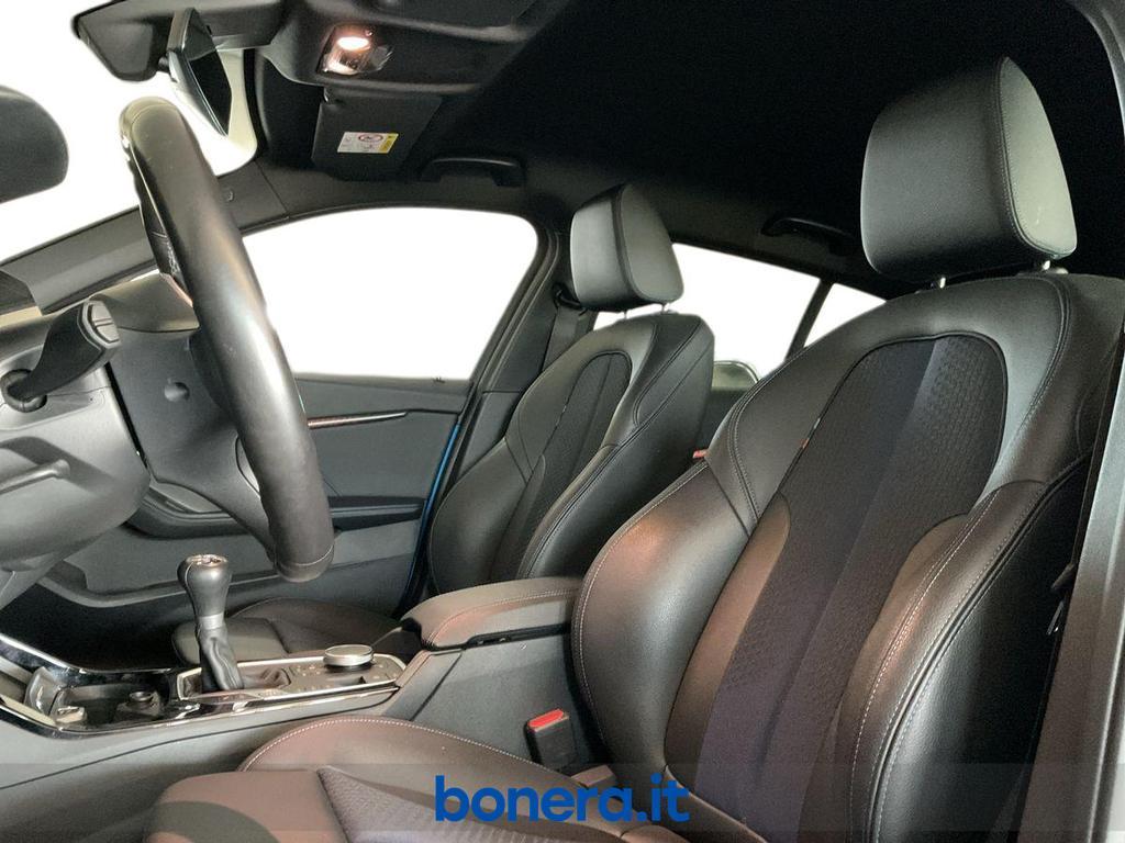 BMW Serie 1 5 Porte 118 d SCR Msport
