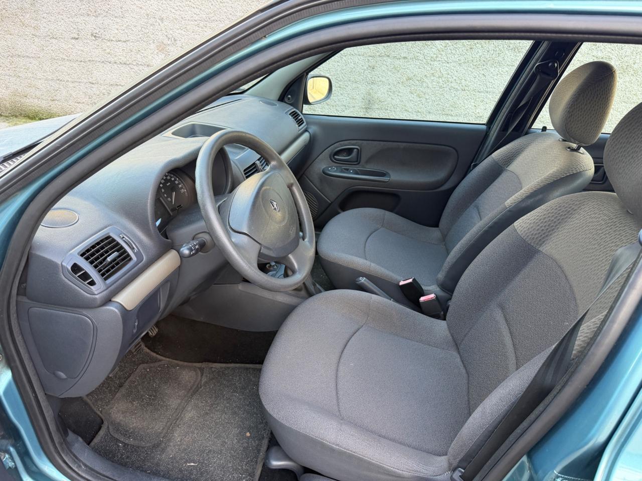 RENAULT CLIO 1.2 BENZINA UNI PROP 48.000KM