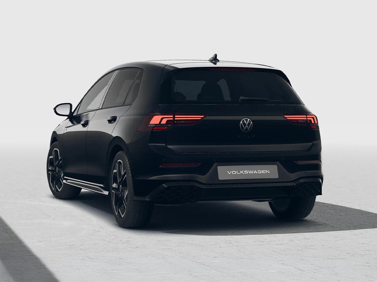 Volkswagen Golf 2.0 tdi r-line plus 150cv dsg