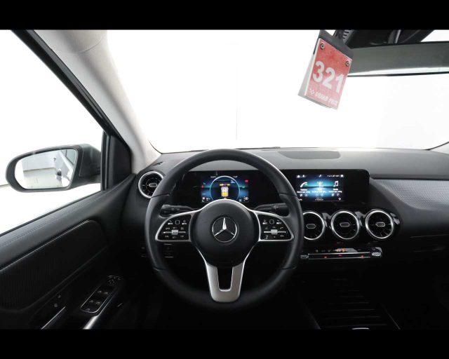 MERCEDES-BENZ B 180 d Automatic Sport