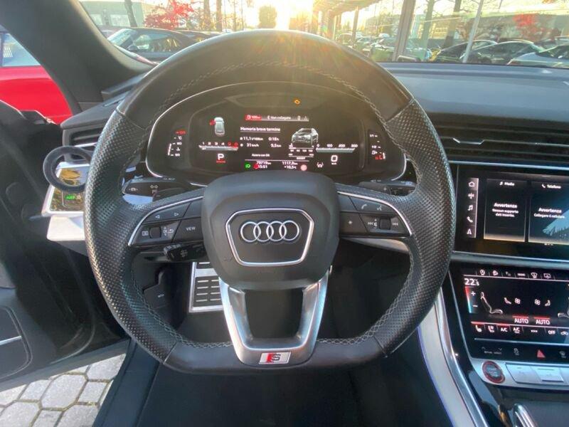 Audi Q8 SQ8 TDI mHEV V8 quattro tiptronic 435 CV