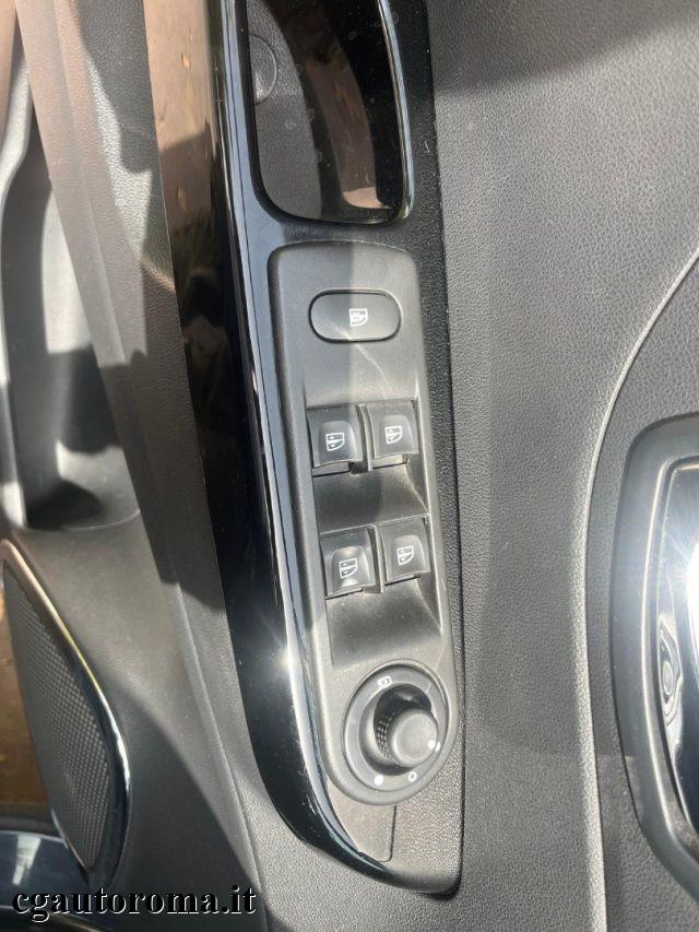 RENAULT Captur TCe 120 CV EDC Start&Stop Energy Intens
