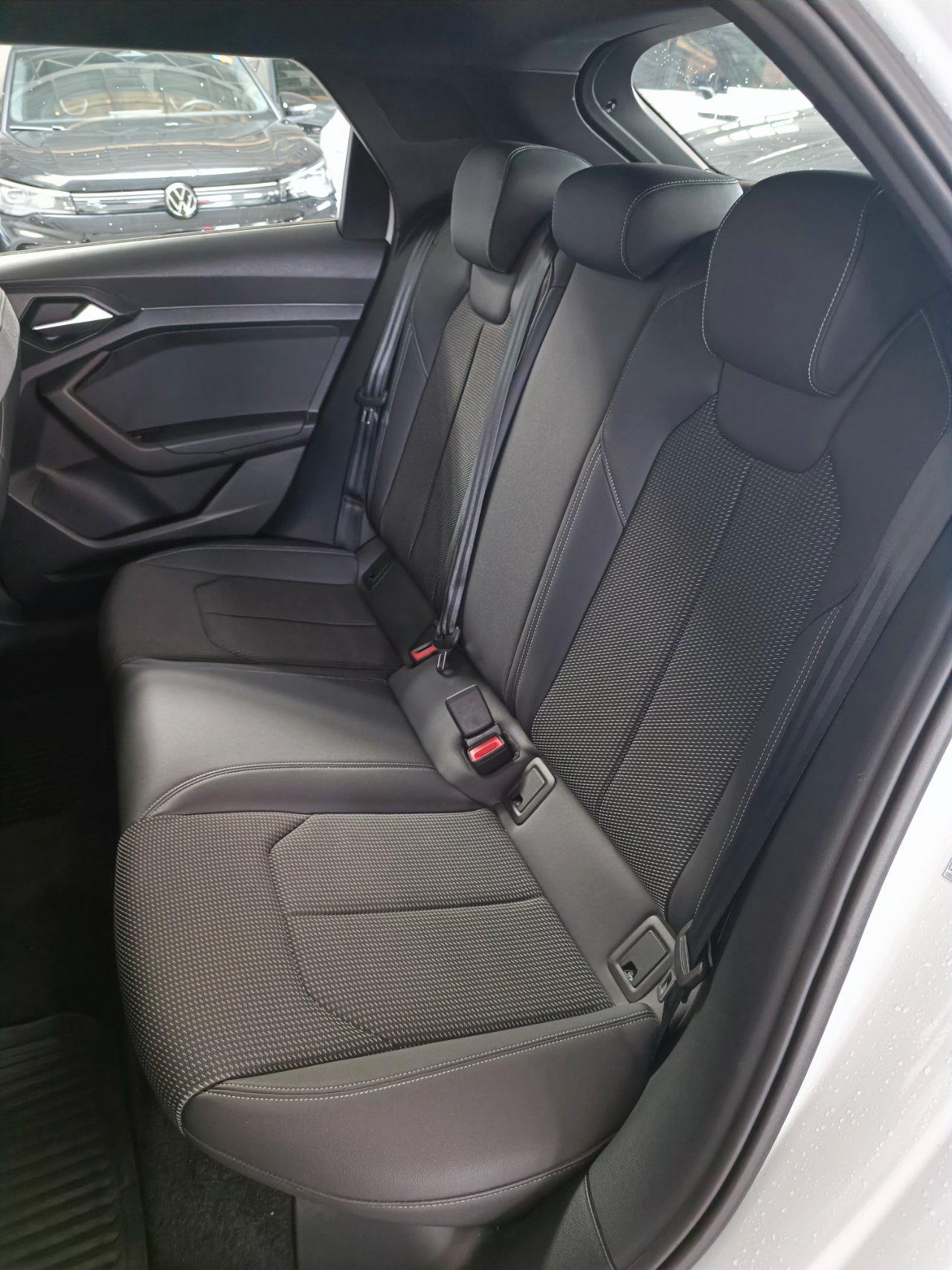Audi A1 Allstreet 30 1.0 tfsi Identity Contrast 110cv