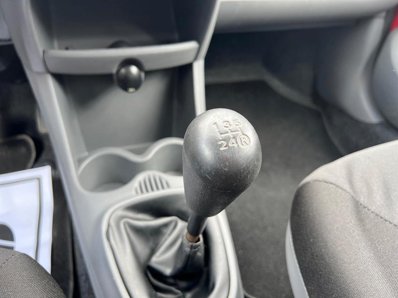 Toyota Aygo 1.0 12V VVT-i 5 porte Now