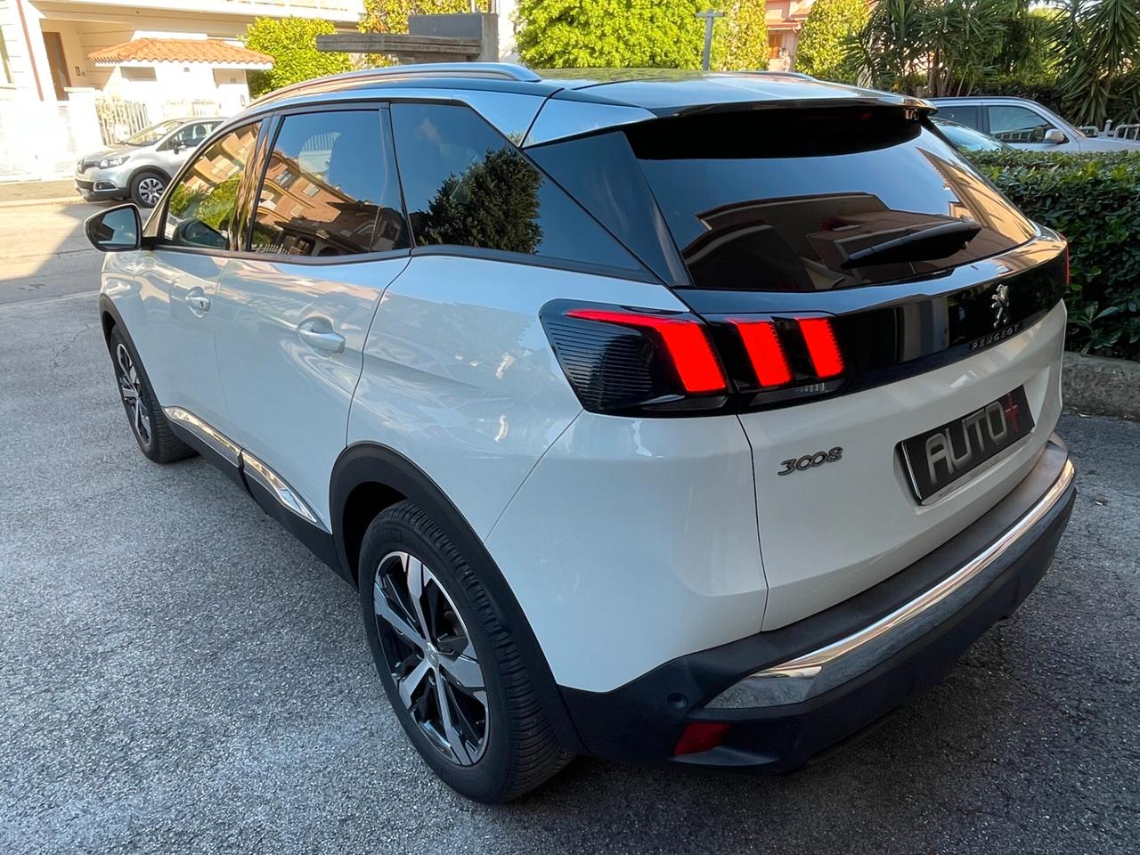 Peugeot 3008 BlueHDi 120 S&S Allure