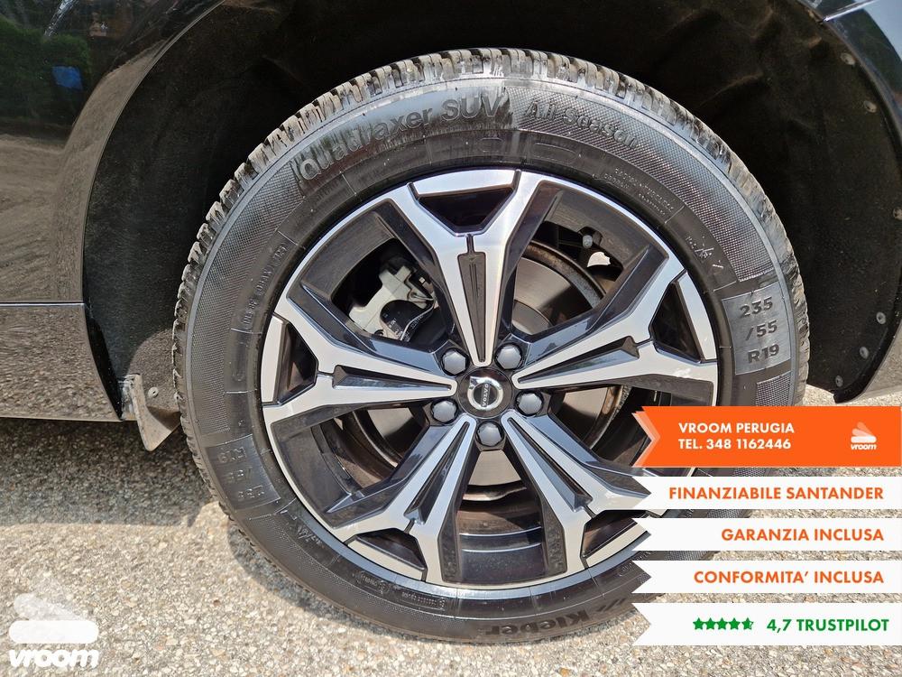 VOLVO XC60 B4 2022 2.0D 197CV HIBRID Plus Dark
