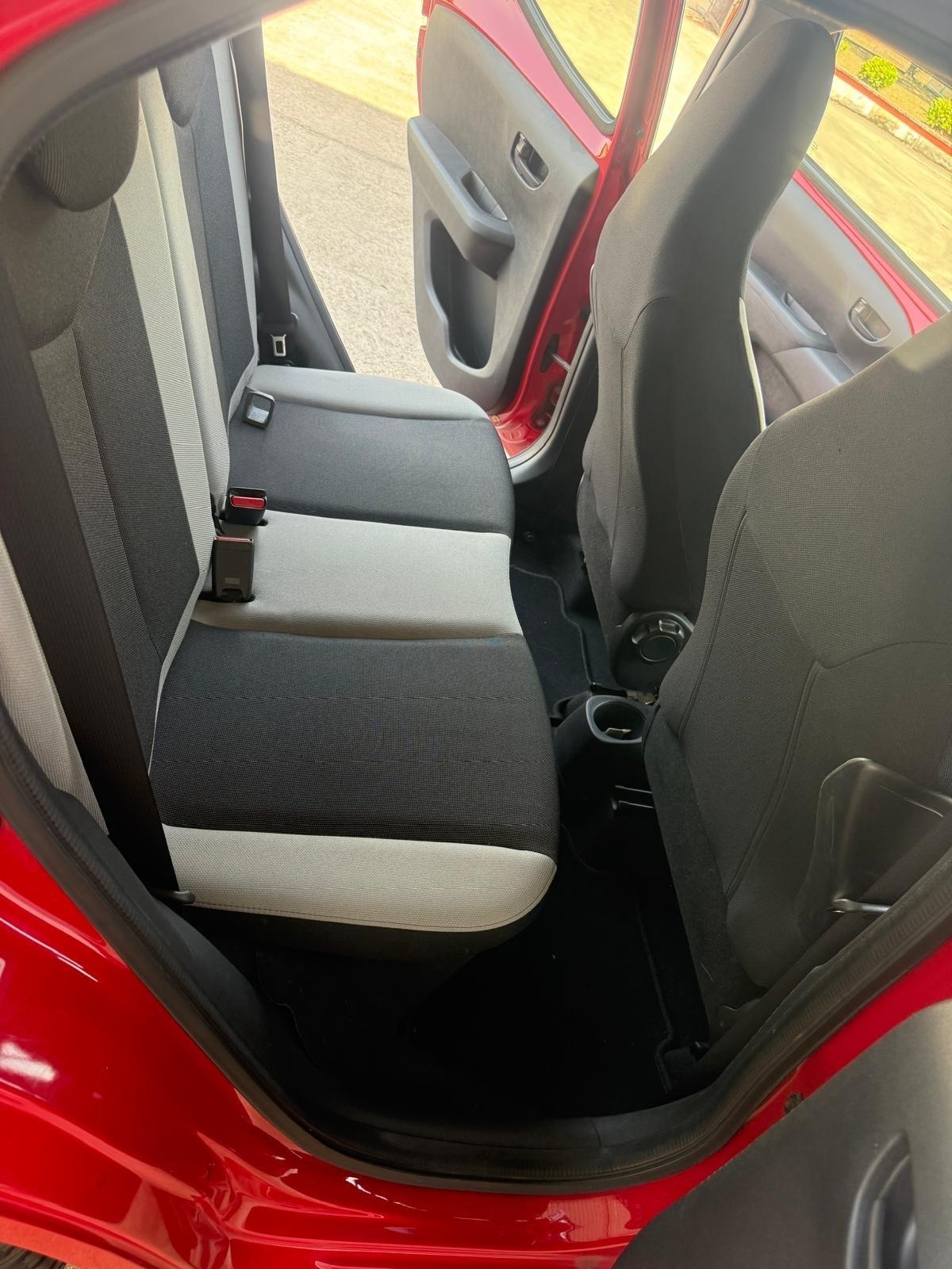 Toyota Aygo 1.0 VVT-i 69 CV 5 porte x-cite