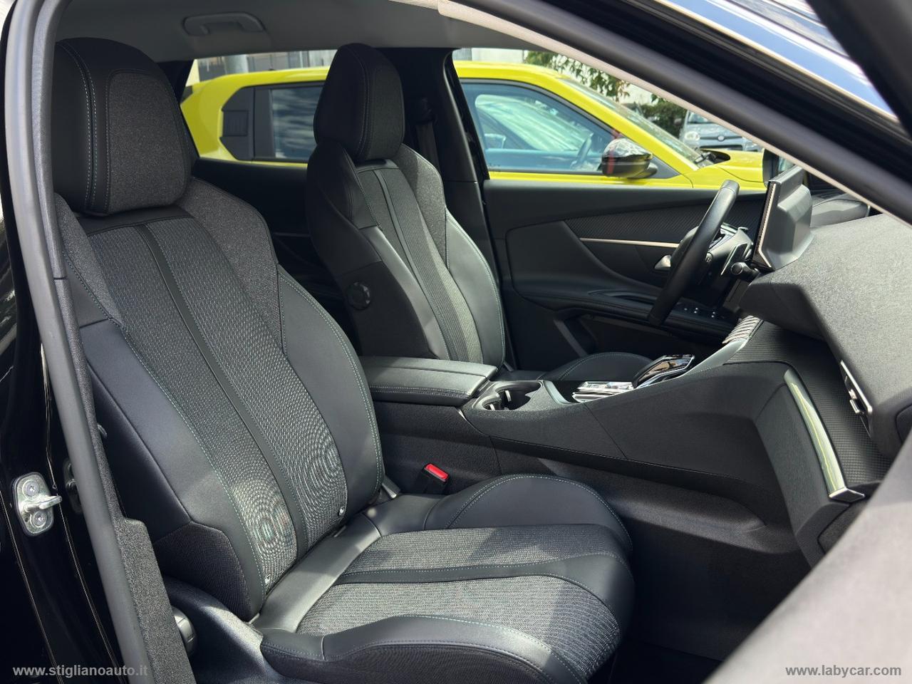 PEUGEOT 3008 BlueHDi 130 S&S EAT8 Allure Pack