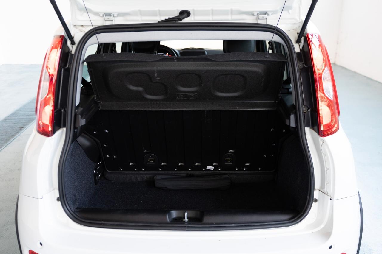 Fiat Panda 1.0 FireFly S&S Hybrid Pandina IVA ESPOSTA
