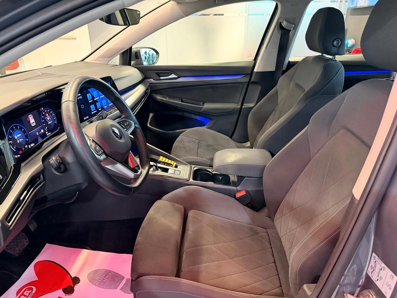 Volkswagen Golf 1.5 TGI DSG Style