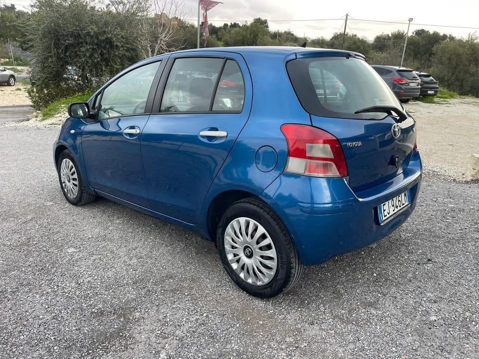 Toyota Yaris 1.3 5 porte Sol