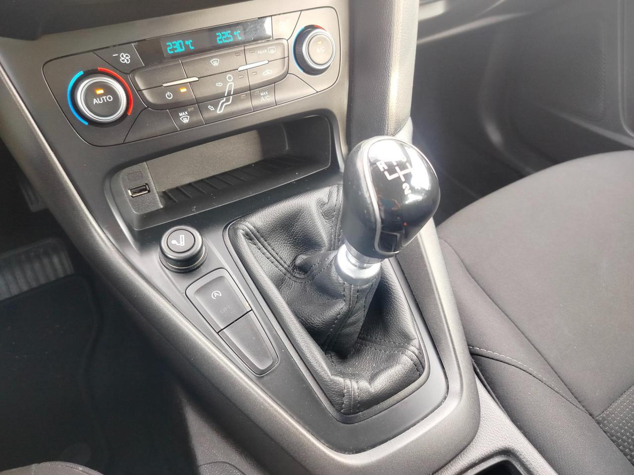 Ford Focus Station Wagon Focus SW 1.5 Tdci Business 120cv