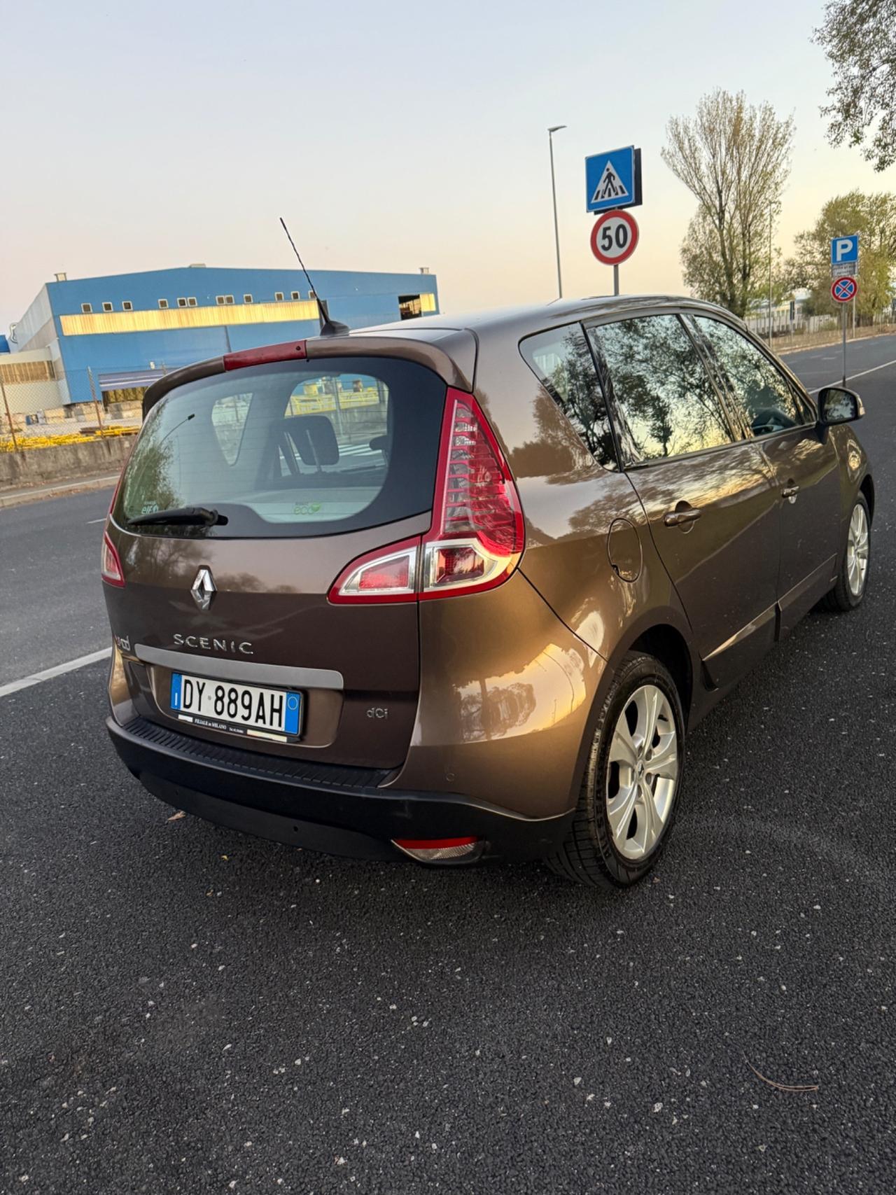Renault Scenic Scénic X-Mod 1.5 dCi 110CV Luxe