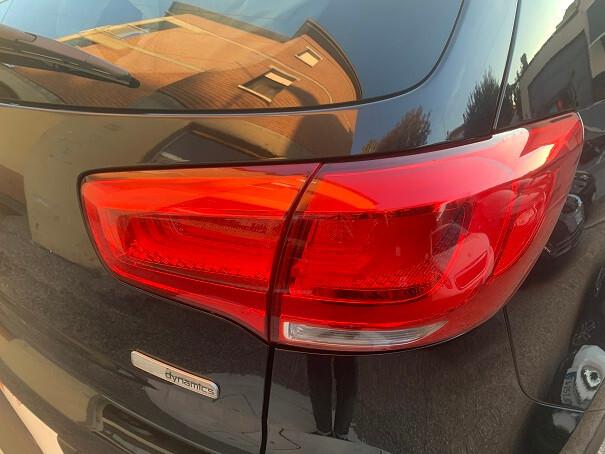 Kia Sportage 1.7 CRDI VGT 2WD high tech
