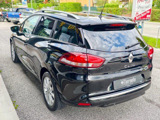 RENAULT Clio Sporter TCe 12V 75 CV Moschino Zen