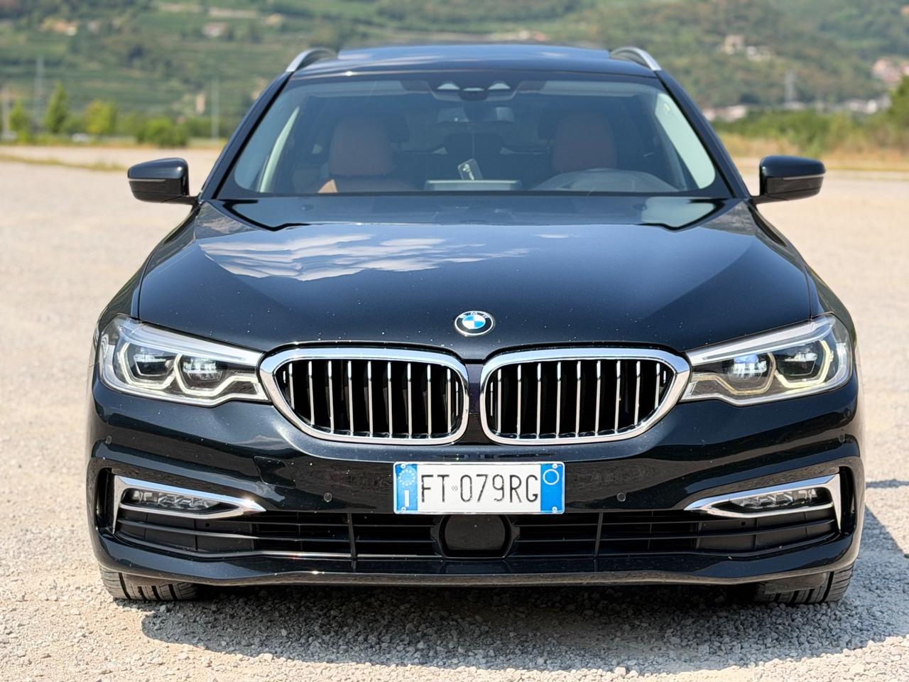 Bmw 520 520d Touring Luxury X-Drive