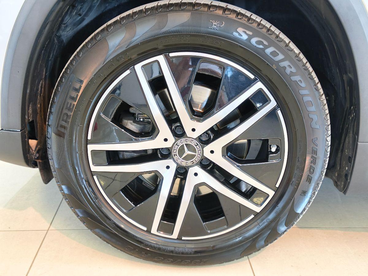 MERCEDES Classe GLA 200 d Automatic Sport Plus Luci/Led/Cokpit