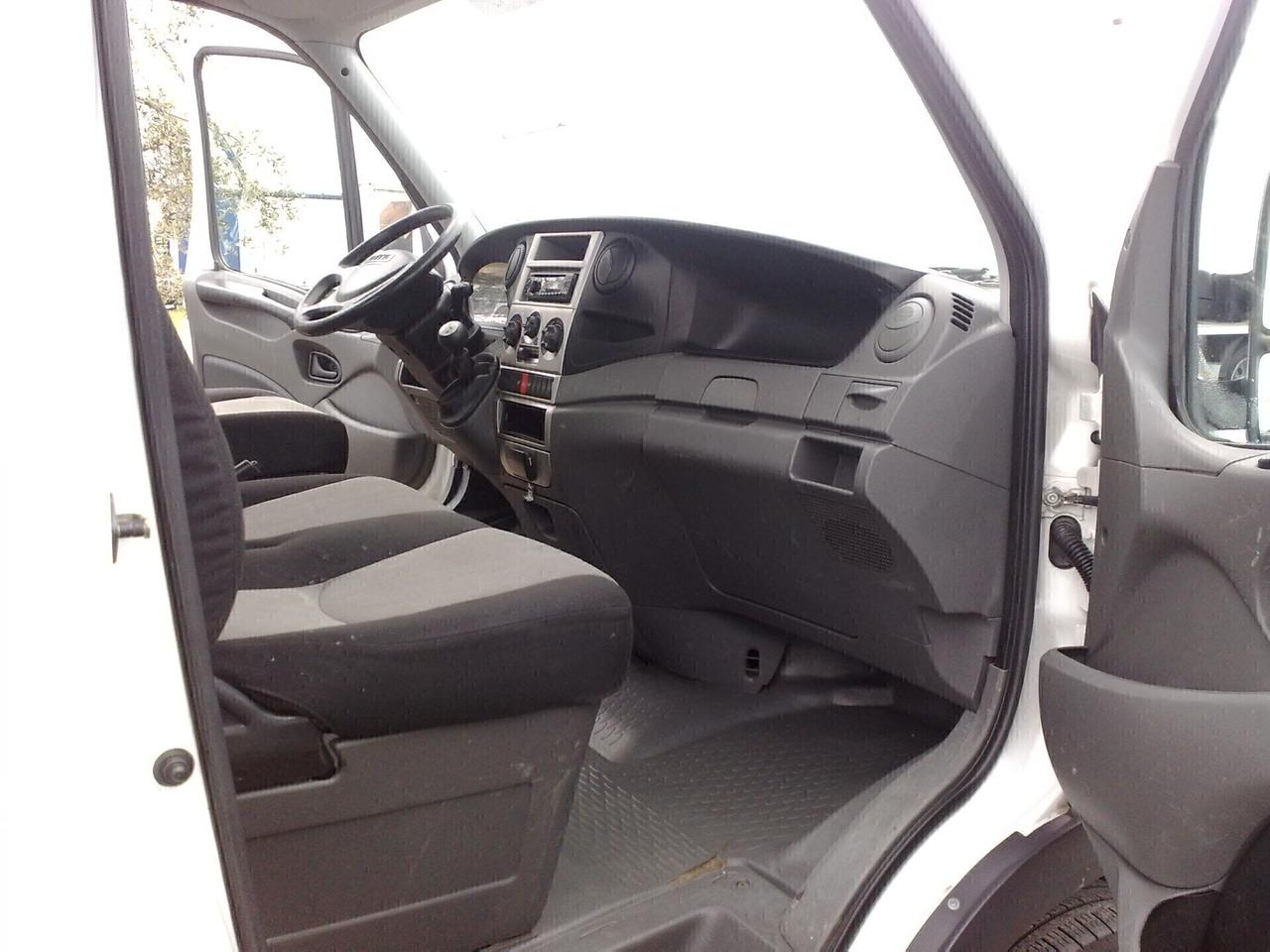 Iveco Daily 35c14 3000cc C.FISSO - 2011