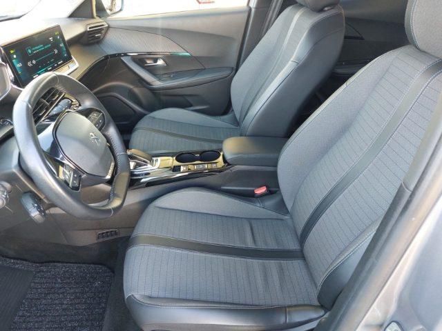 PEUGEOT 2008 motore elettrico 136 CV Allure Pack