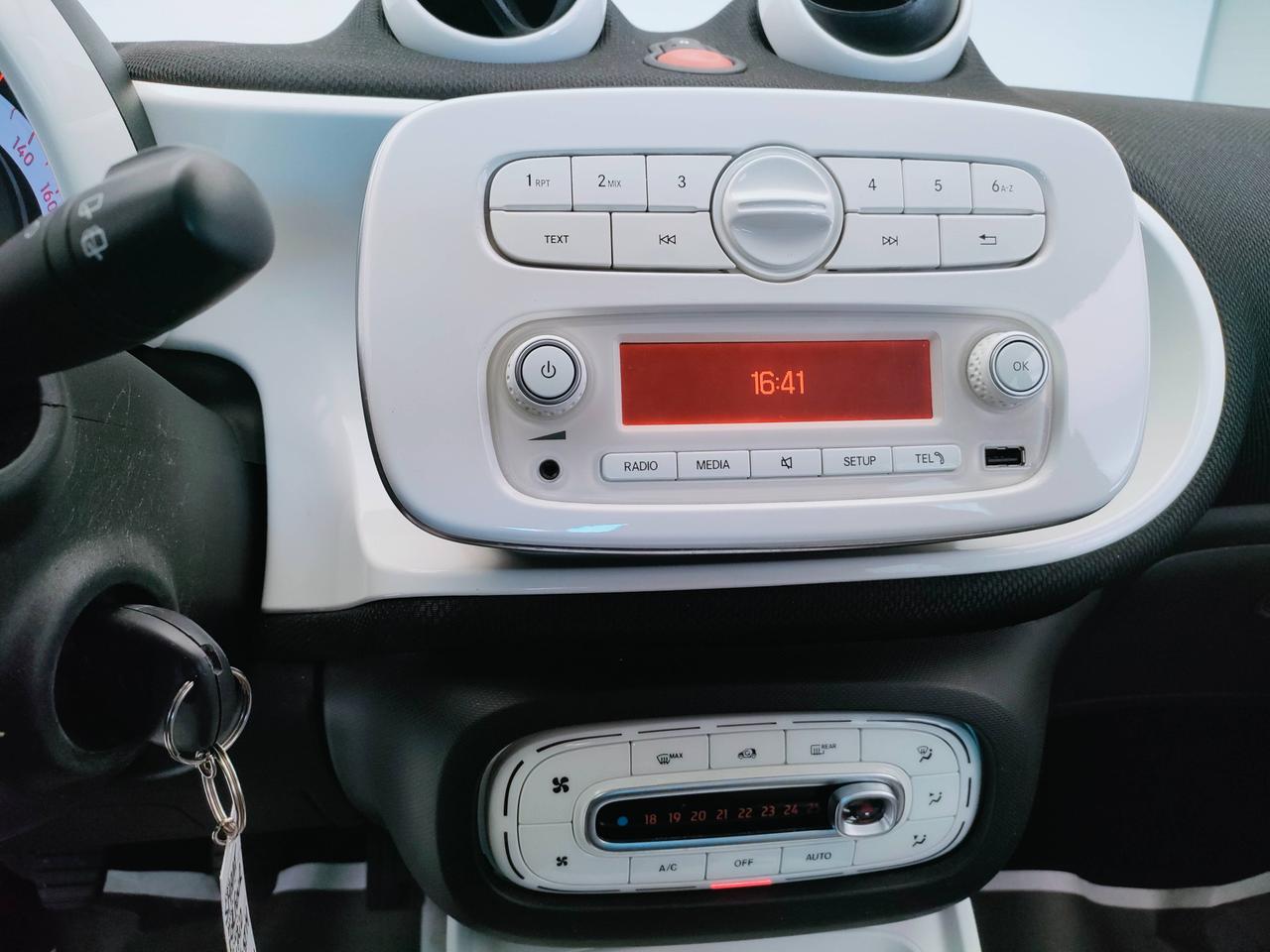 SMART Forfour II 2015 - Forfour 1.0 Passion 71cv