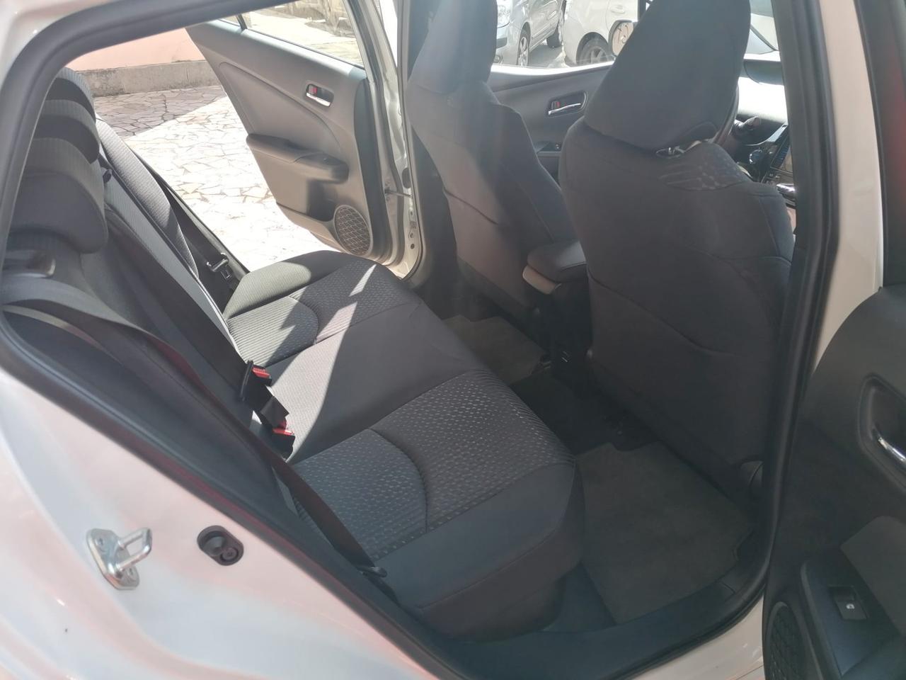 Toyota Prius 1.8 Style BIANCA