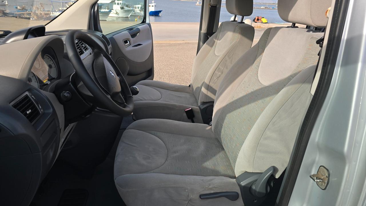 Peugeot Expert Tepee 2.0 HDi 120CV Pedana disabili 8 Posti