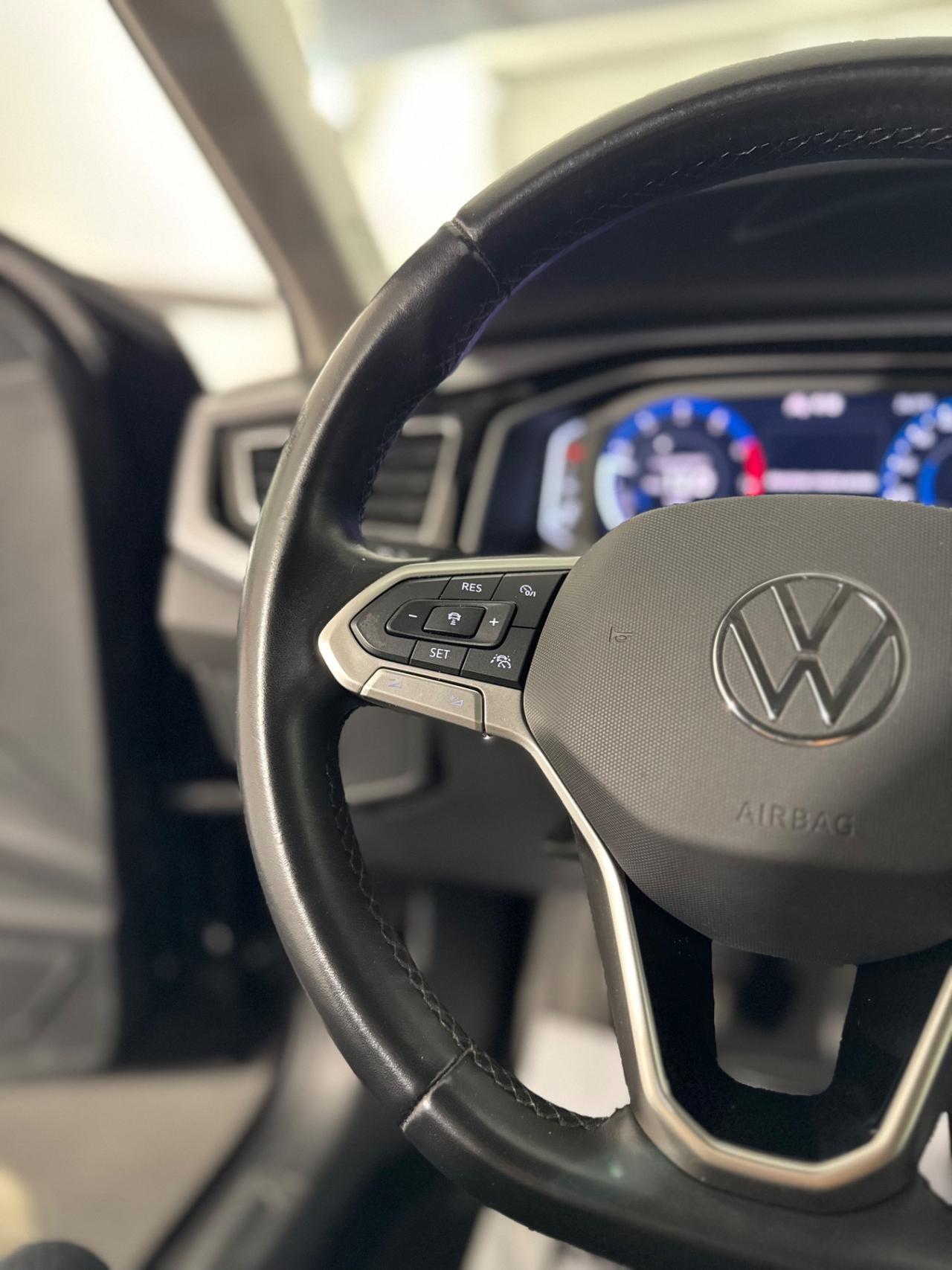 Volkswagen Polo Style, fanali full led IQ LIGHT, APPLECARPLAY & ANDROID AUTO, PARCHRGGIO AUTOMATICO,