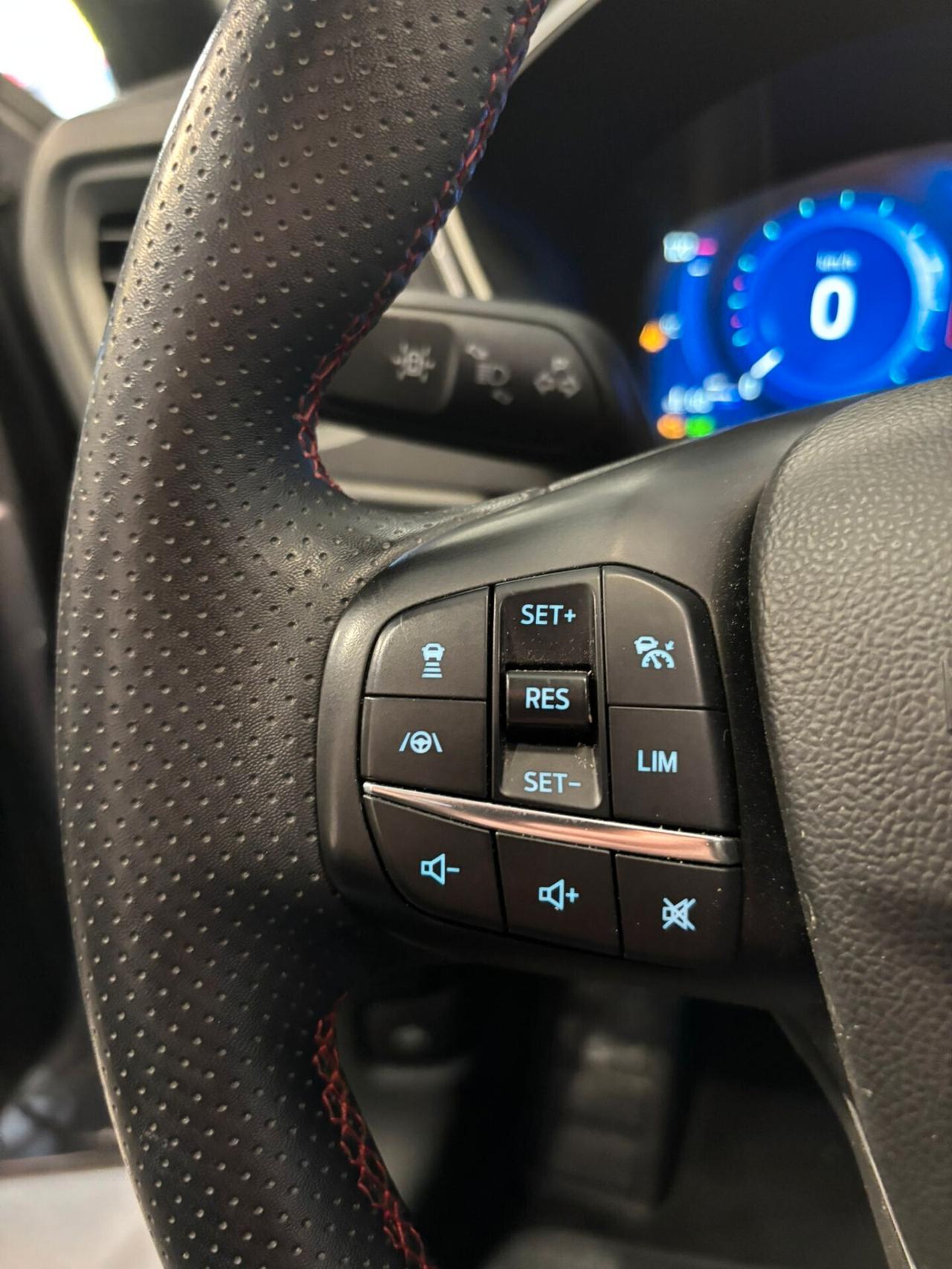 Ford Kuga 1.5 EcoBlue 120 CV aut. 2WD ST-Line