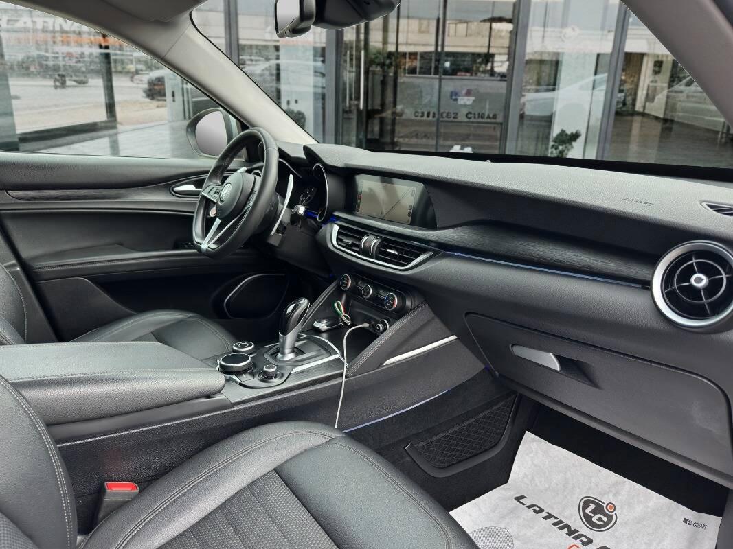Alfa Romeo Stelvio 2.2 t Executive Q4 210cv con Telecamera e CarPlay
