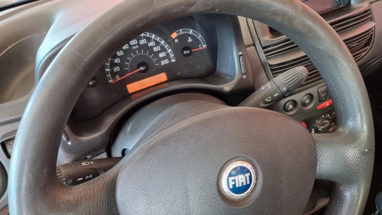 Fiat Punto 1.2 5 porte Active Natural Power