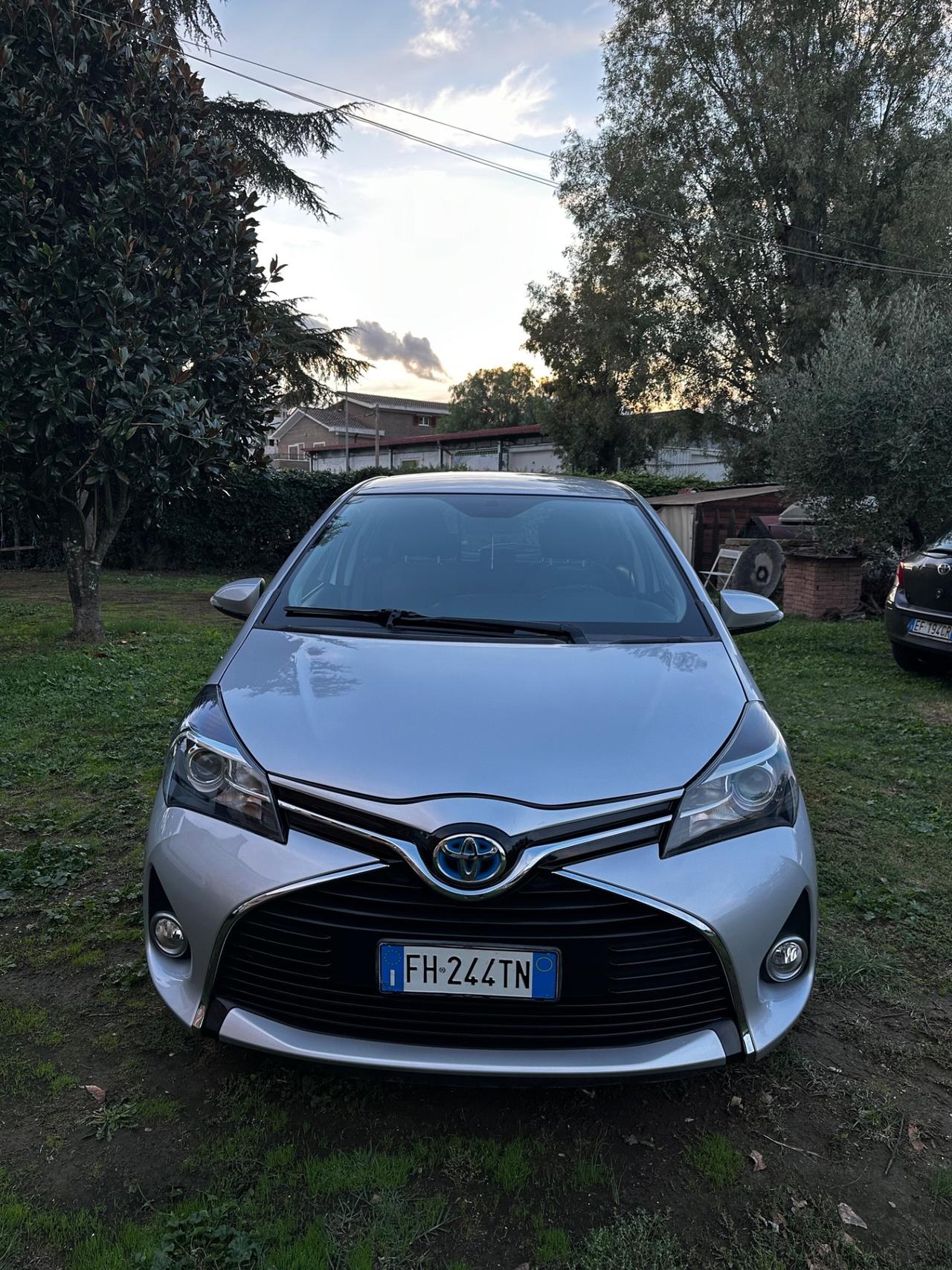 Toyota Yaris 1.5 Hybrid 5 porte Active