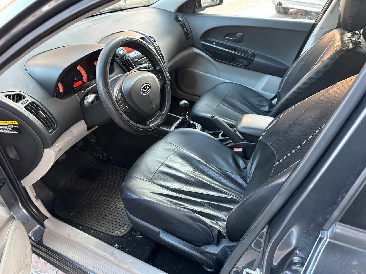 Kia Ceed cee'd 1.6 CRDi 90CV