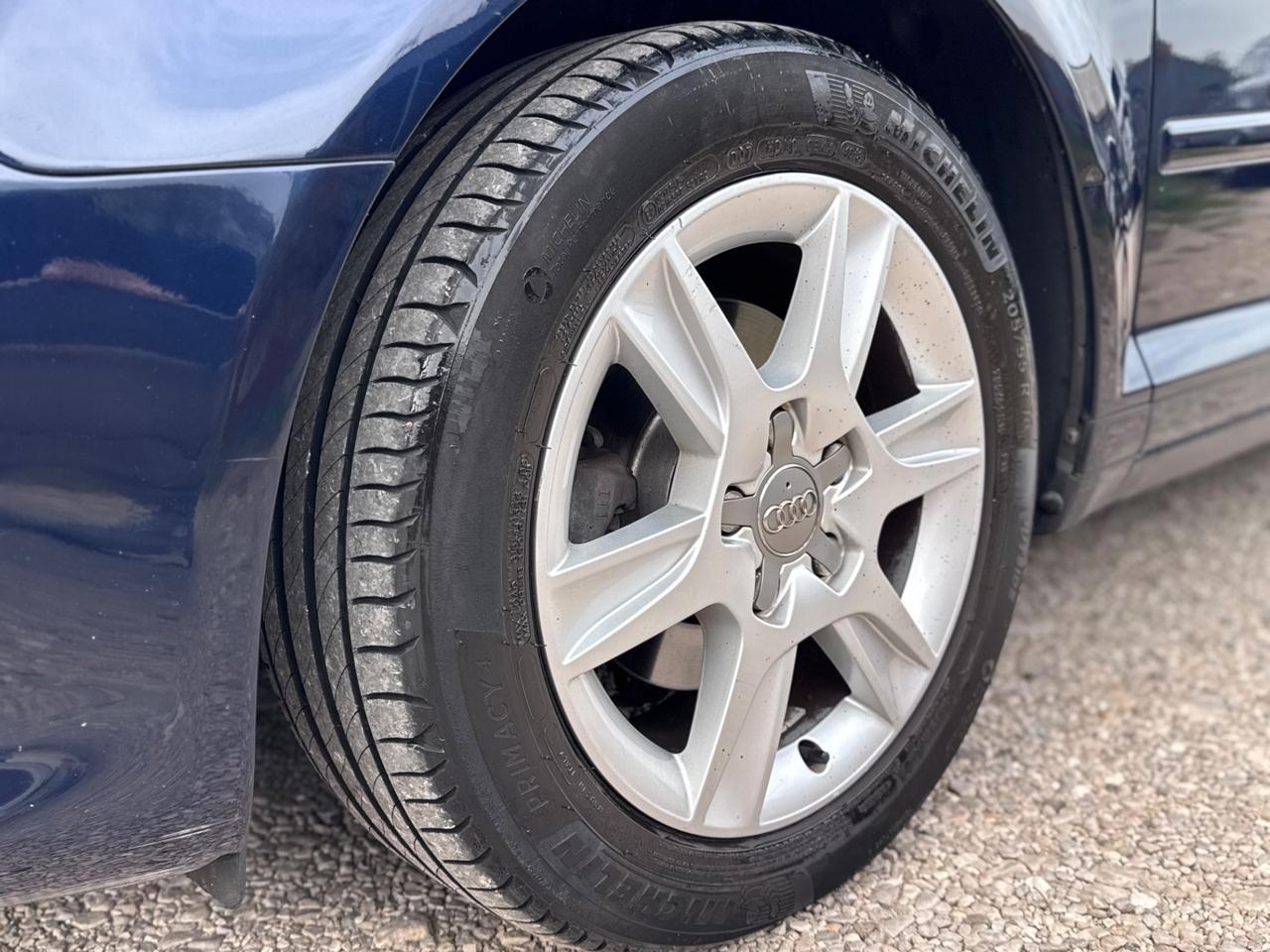 Audi A3 1.6 Benzina Neopatentati - Frizione e cinghia fatti