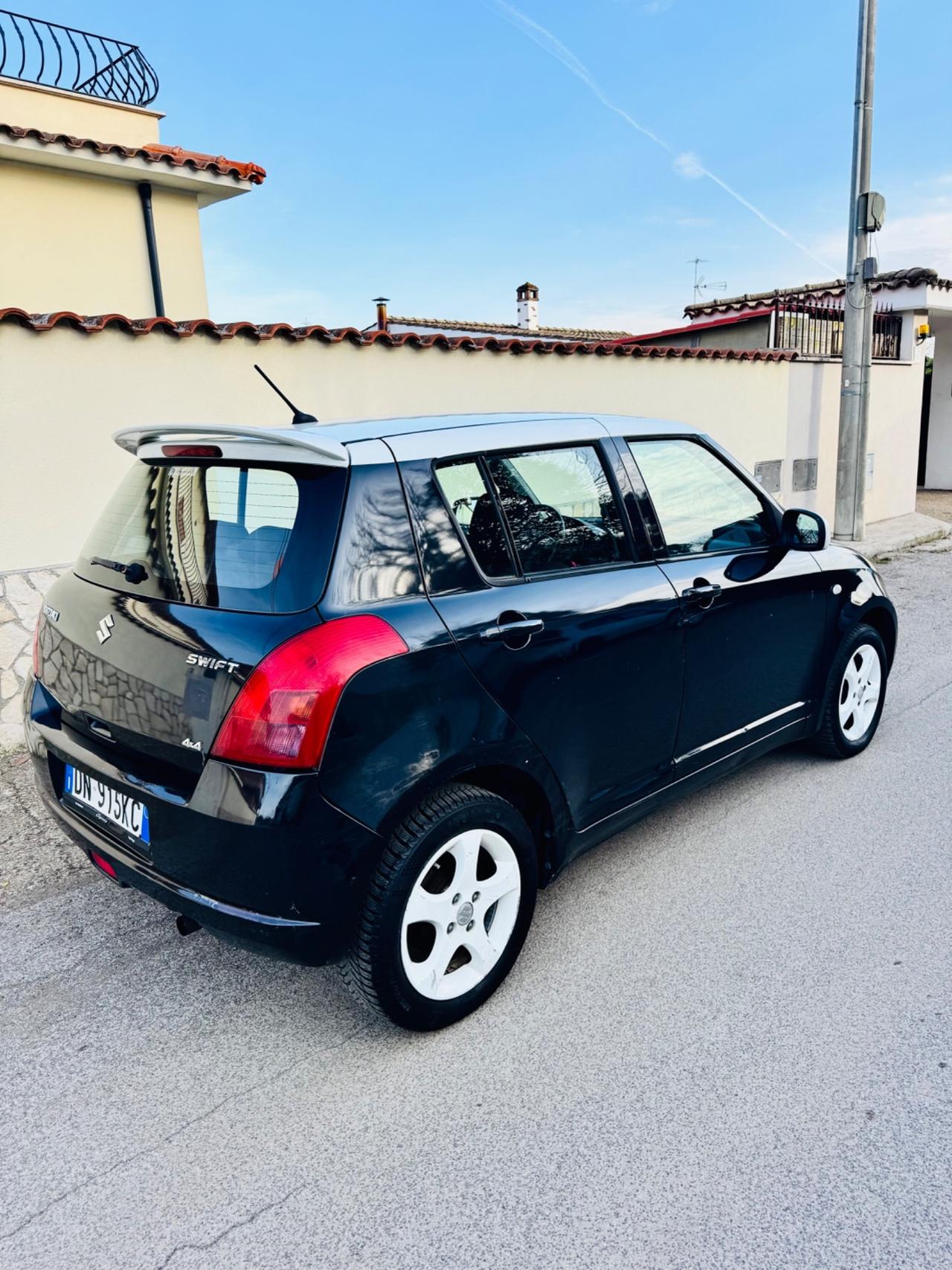 Suzuki Swift 1.3 4x4 5p.