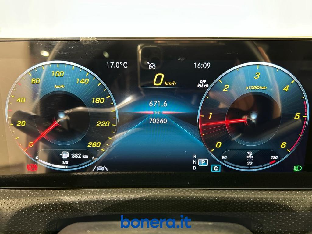 Mercedes CLA 200 200 D Premium 8G-DCT