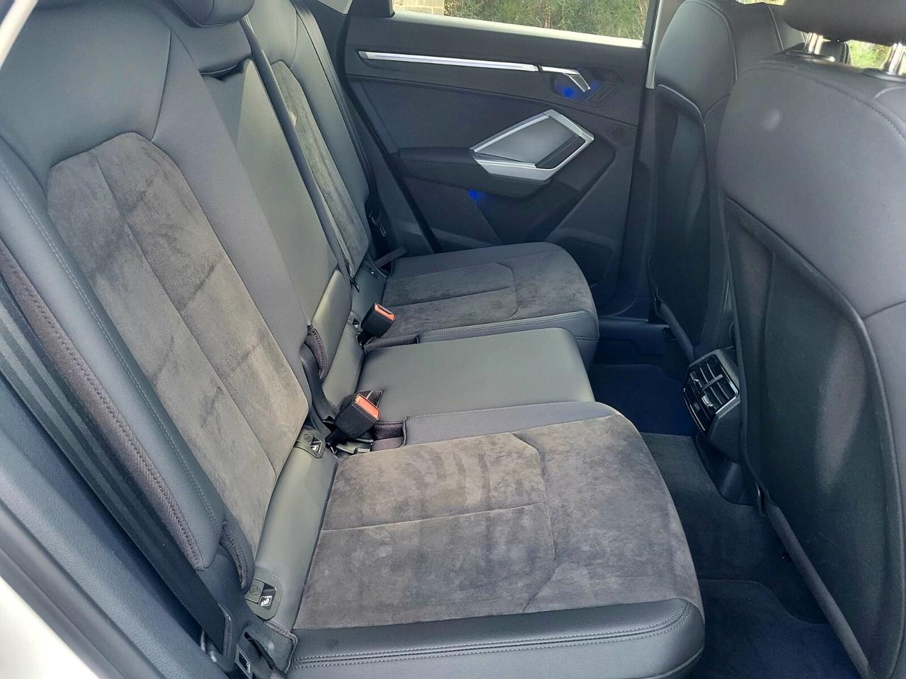 Audi Q3 S.P. 2.0 TDI 150 CV S-LINE +CERCHI 20+LUCI AMBIENTE..