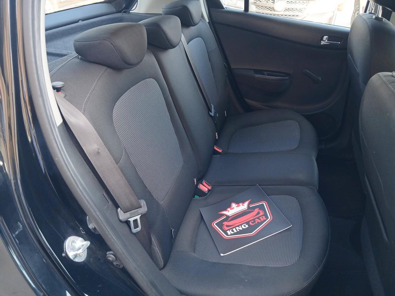 Hyundai i20 1.1 CRDi 5p. Classic KM 128000 consumi bassissimi ottima utilitaria