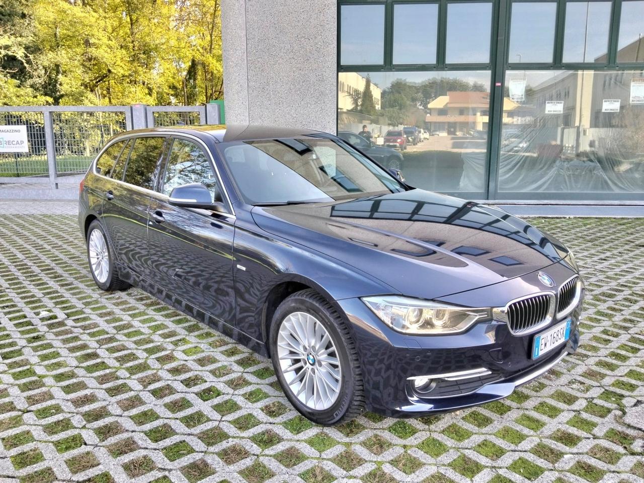 Bmw 320d xDrive 184Cv*Automatic*Navi*Xenon*Pdc