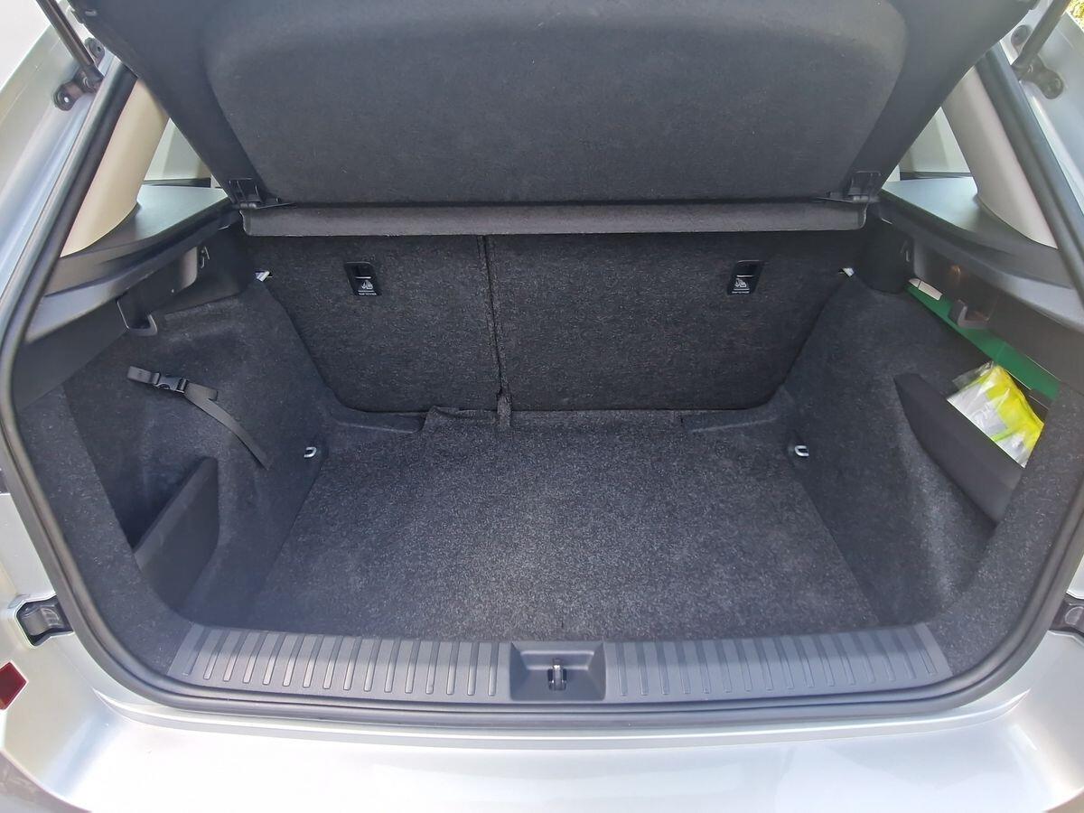 SKODA KAMIQ 1.0 BENZ 110CV STYLE